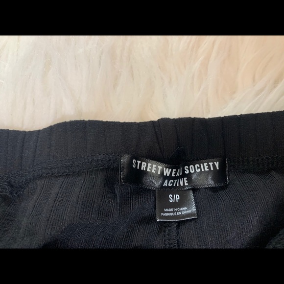 Biker shorts - Picture 3 of 3